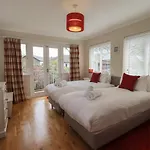 בית נופש Silver Birches ווינדרמר